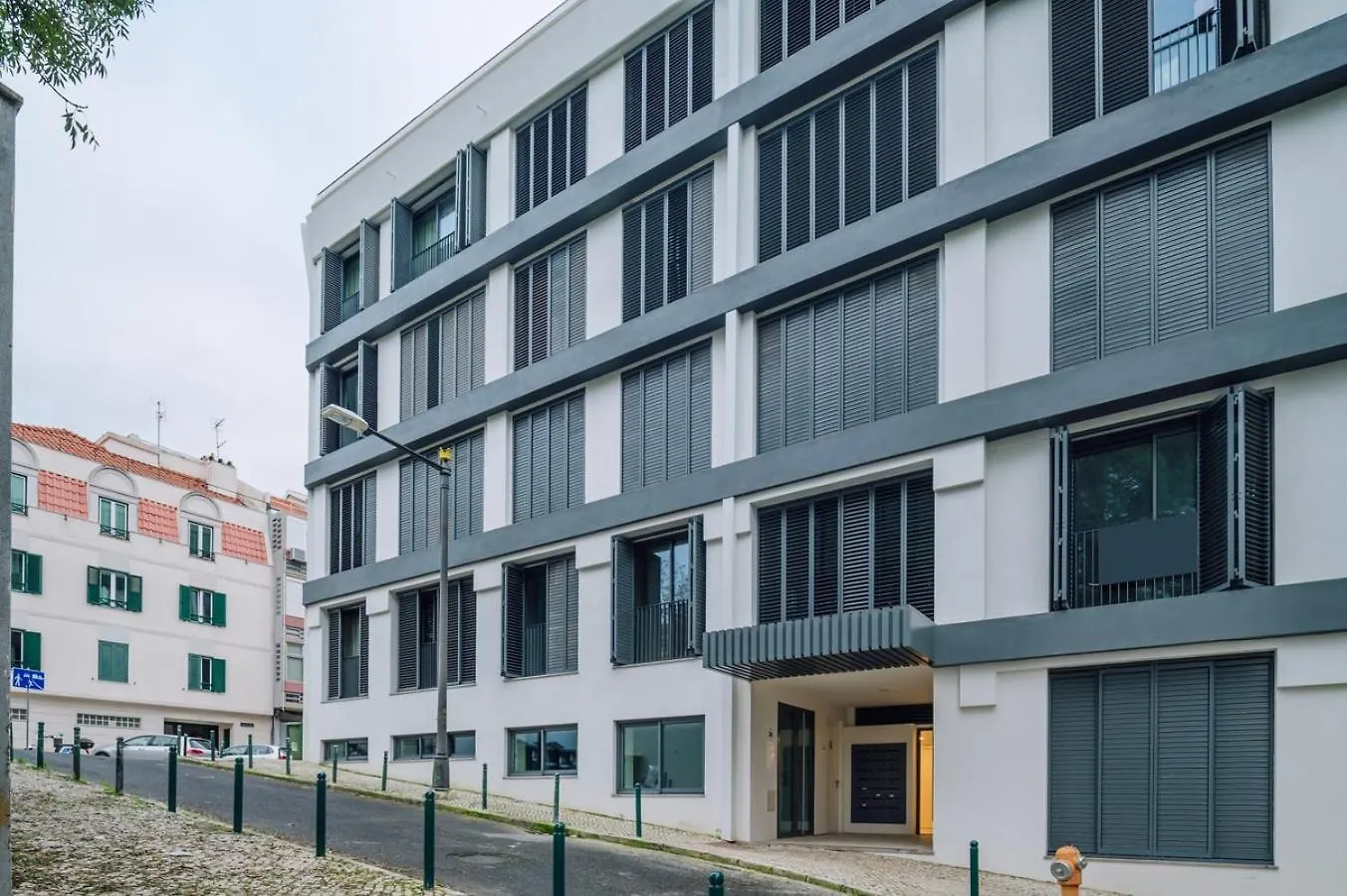 Legno - 2 Bedrooms In Santo Antonio Lisboa 0*,  Portugalsko
